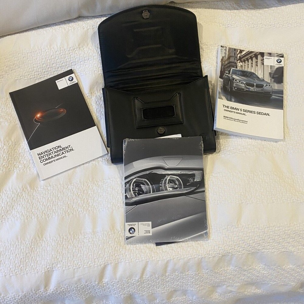 BMW Booklets - Owners Manual, Service, And 5 Series Owners Manual